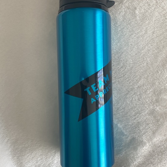 Blue Whole Foods Market TMAW 2021 water bottle - Picture 6 of 17